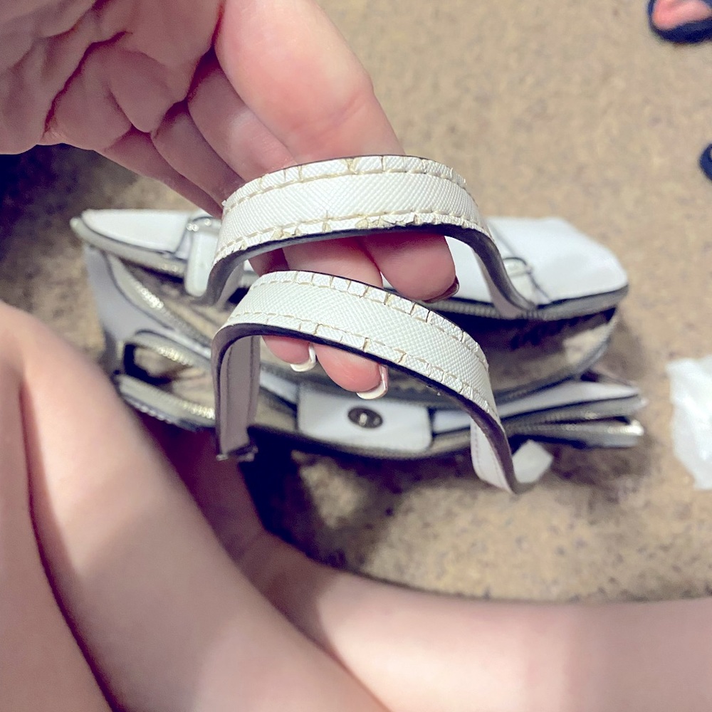 Guess Colorblock Matching Wallet And Purse - image 2